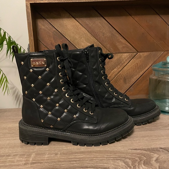 Bebe Dorienne-B Stud Quilted Boots Women’s Size 7 - Picture 2 of 8